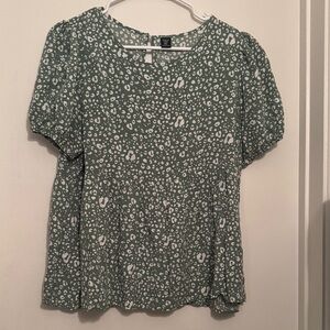 SHEIN Green and White Patterned Blouse